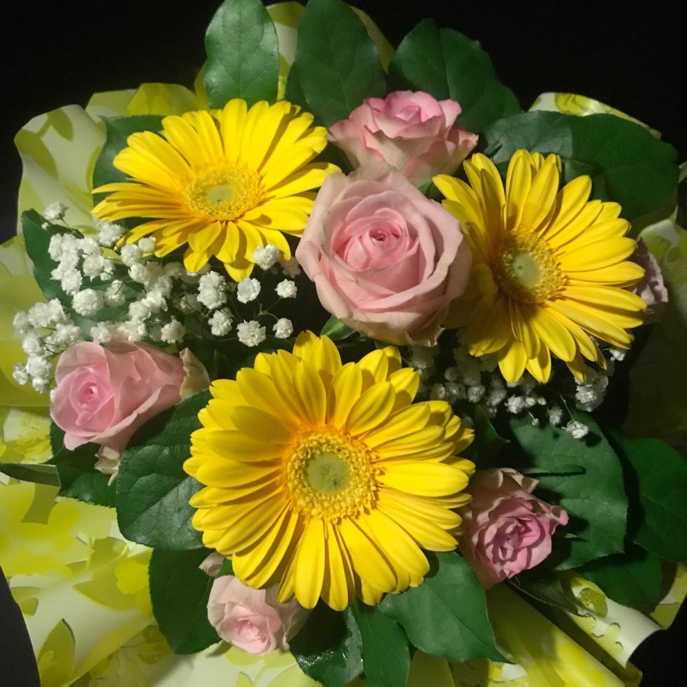 Bouquet con gerbere e rose